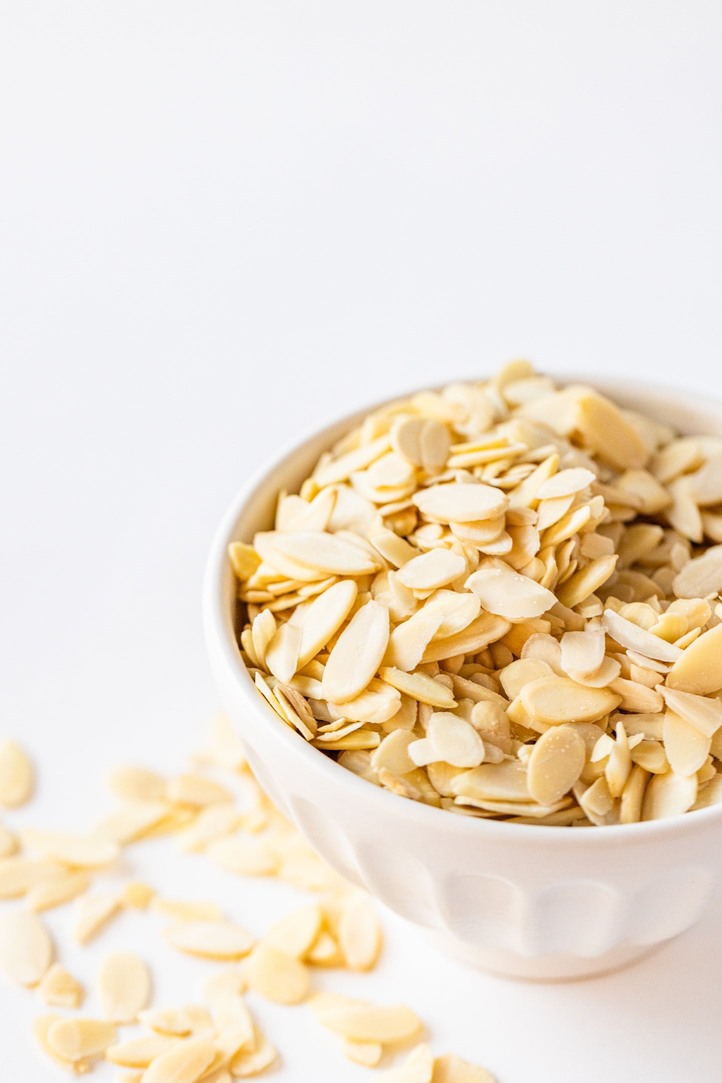 Raw Almonds Blanched Sliced